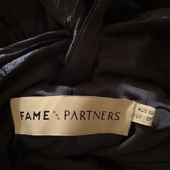 NWT FAME And PARTNERS Harley Midi Dress - Picture 12 of 13
